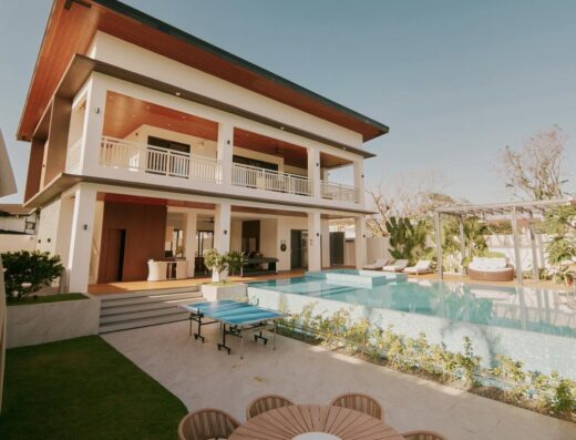 Laxus Oasis Hot Spring Villa
